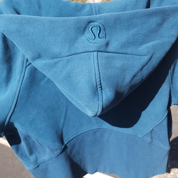 Lululemon OS Half-Zip Scuba - Picture 6 of 6